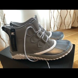Women’s Sorel Out n About Plus in Chrome Grey